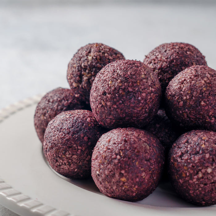 Beeren-Vanille Bliss Balls