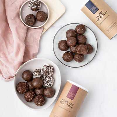 Schoko-Beeren Energy Balls