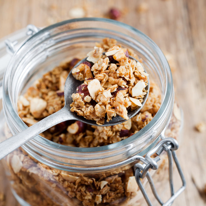 Schokoladen-Haselnuss Granola